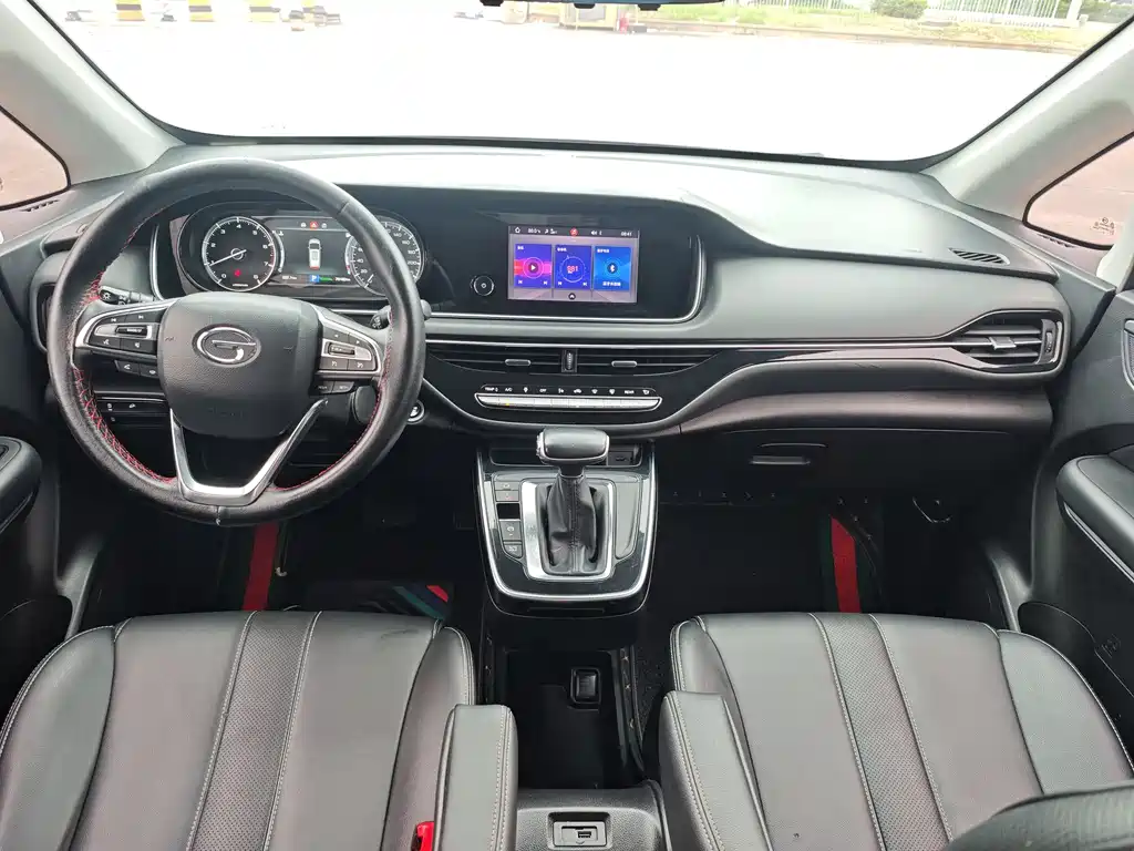 GAC Motor Trumpchi M6 2021 — фото 16
