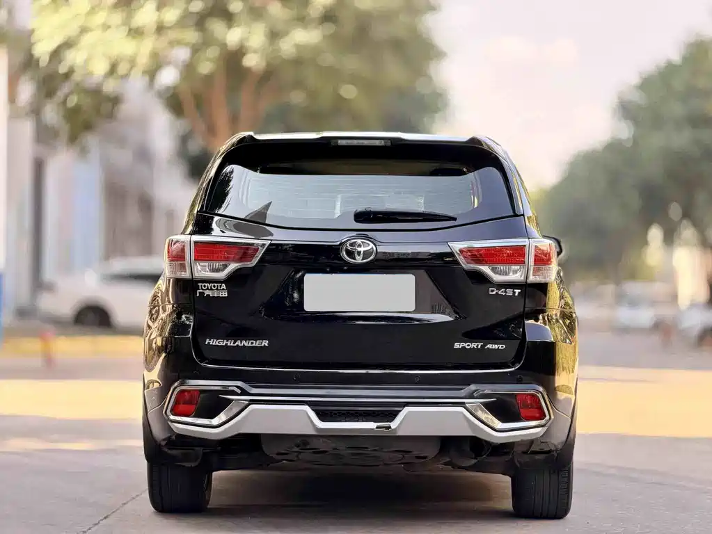 Toyota Highlander 2016 — фото 7