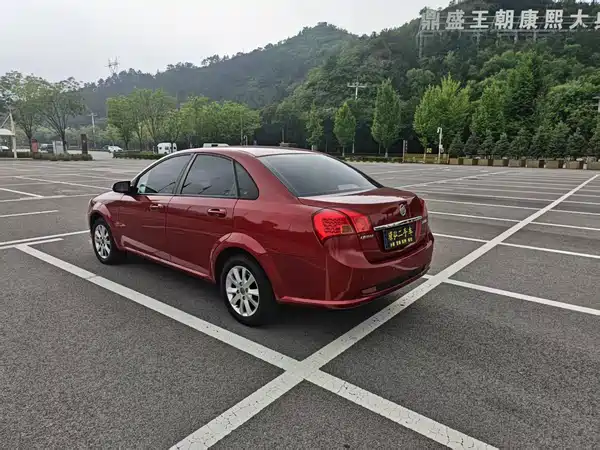 Buick Excelle 2012