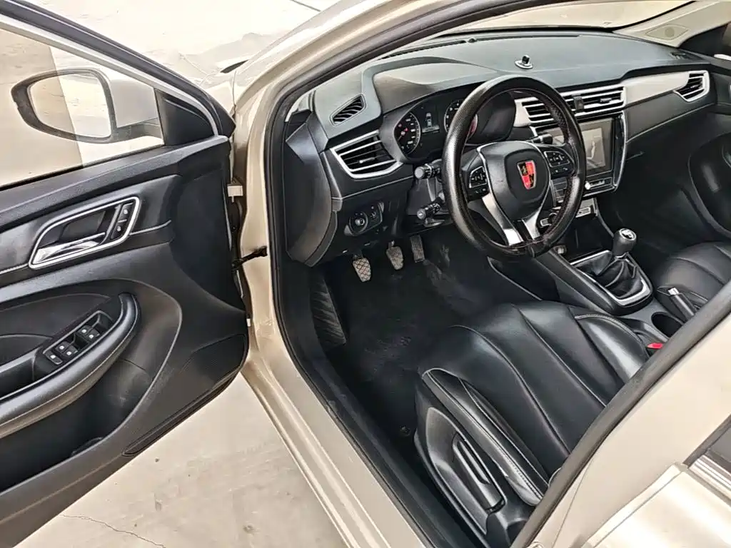Roewe i5 2021 — фото 16