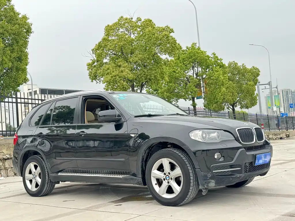 BMW X5 2009 — фото 3