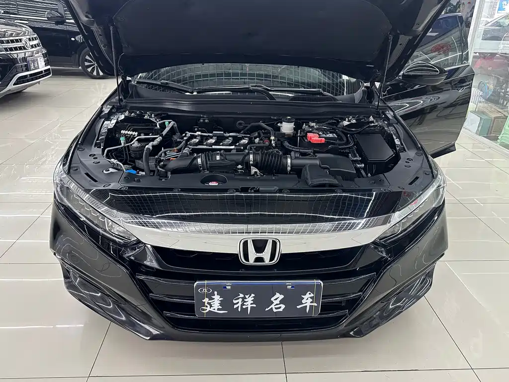 Honda Accord 2021 — фото 17