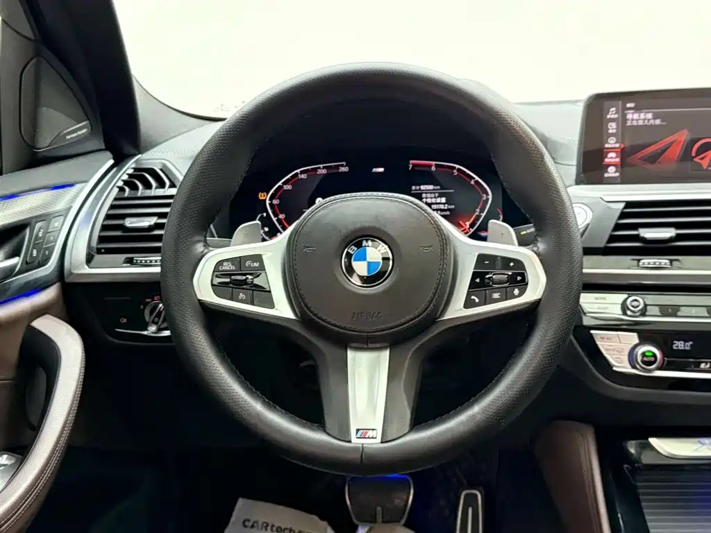 BMW X4 2021 — фото 27