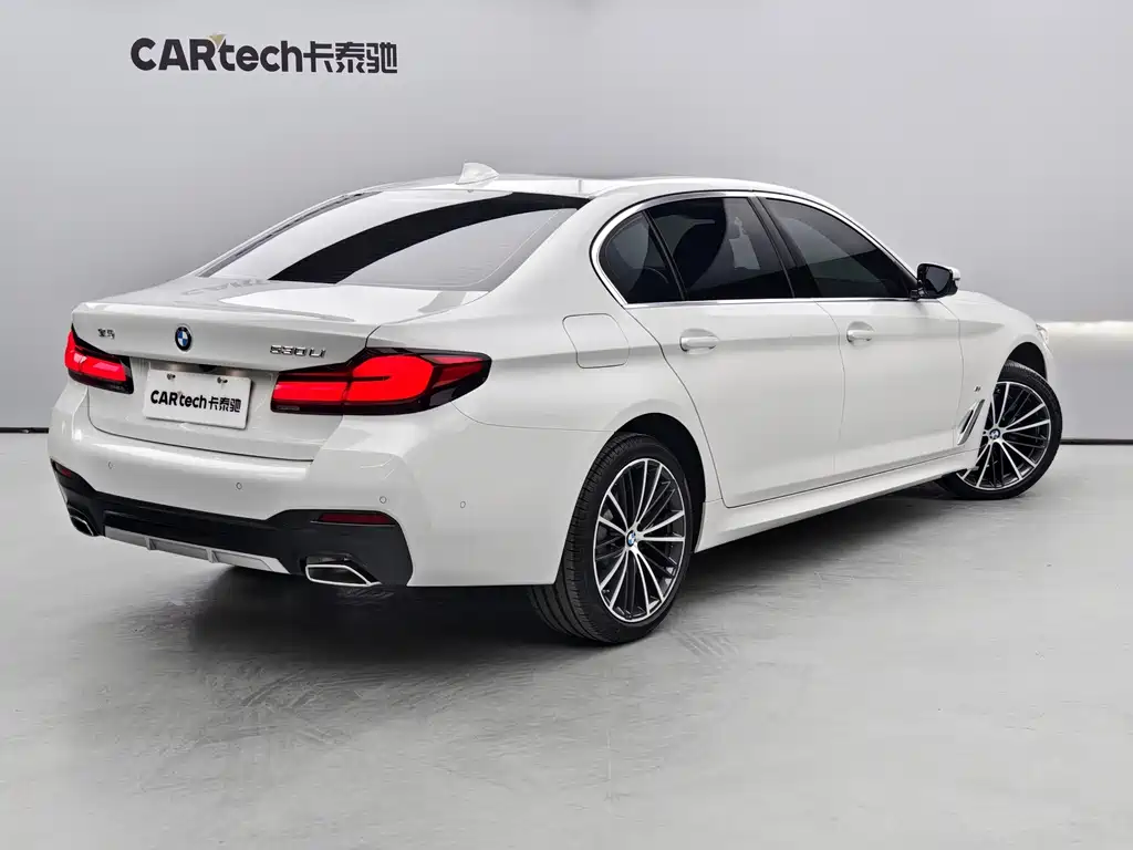 BMW 5 Series 2023