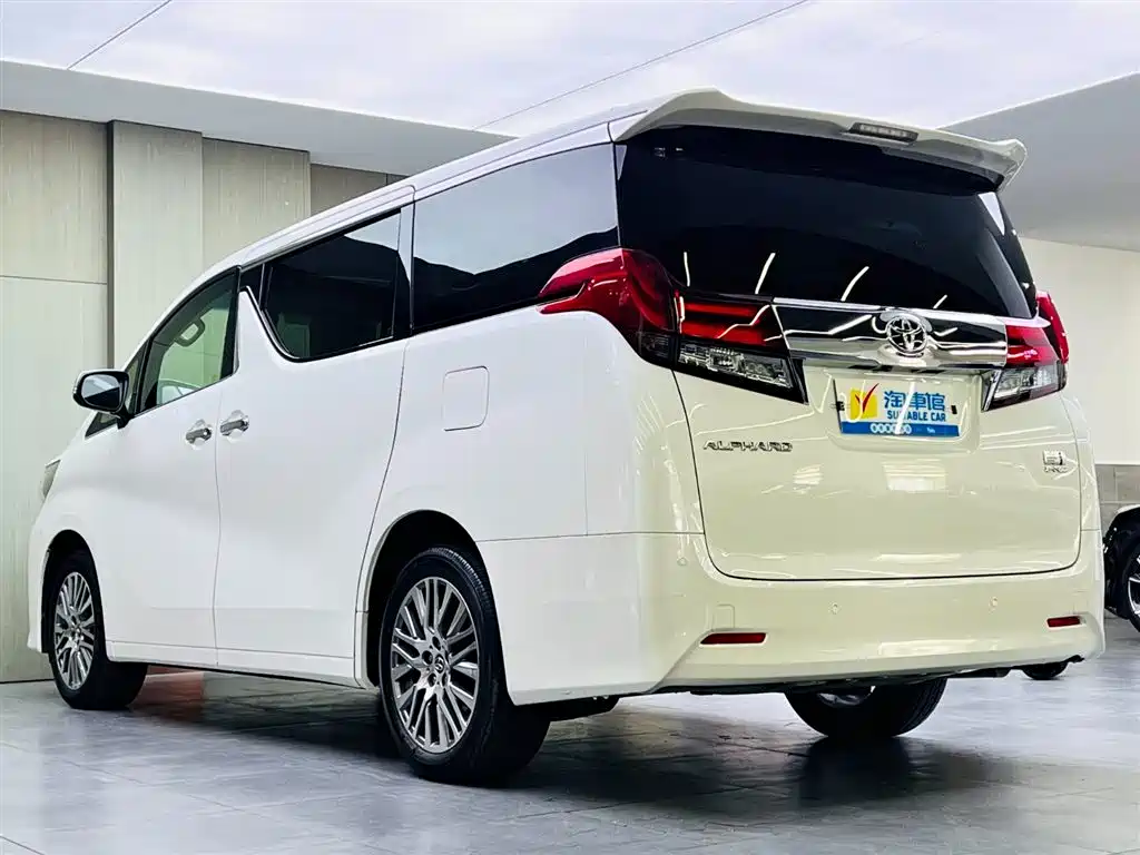 Toyota Alphard 2017