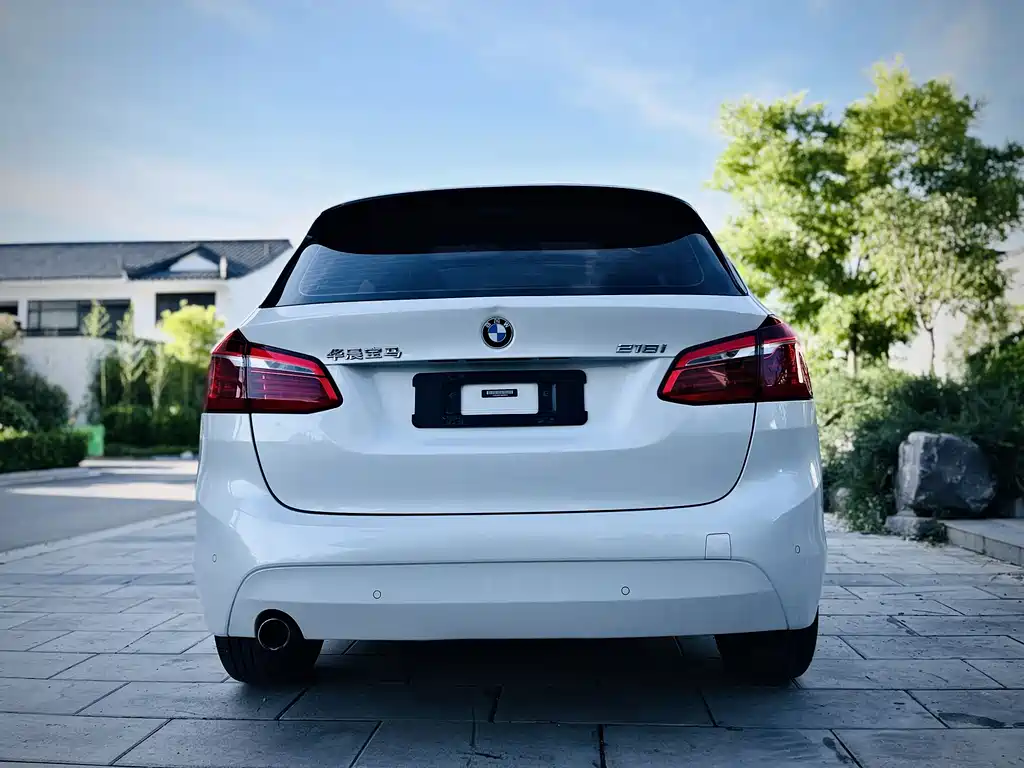 BMW 2 Series Active Tourer 2018 — фото 5