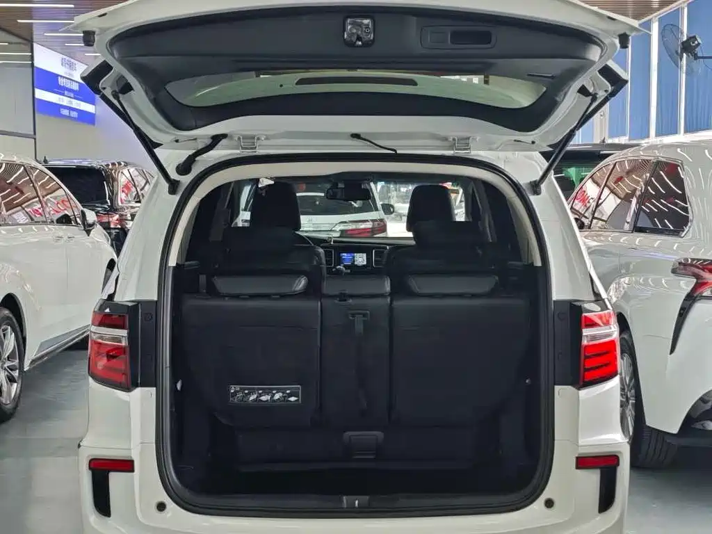 Honda Elysion 2018