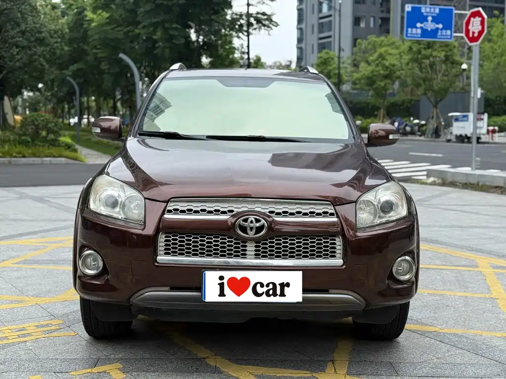 Toyota RAV4 2012