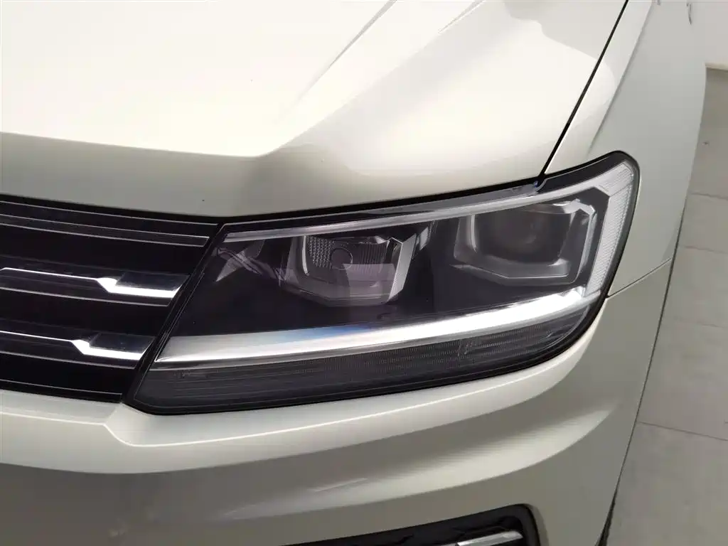 Volkswagen Tiguan L 2018 — фото 7