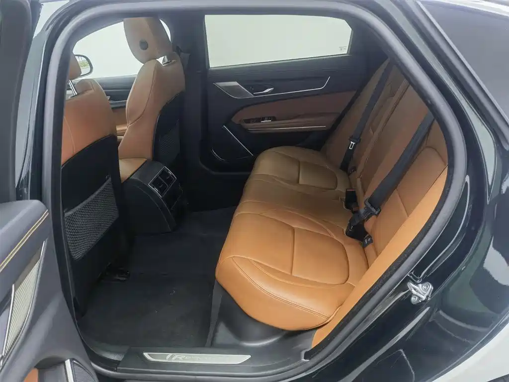 Jaguar XFL 2022 — фото 15