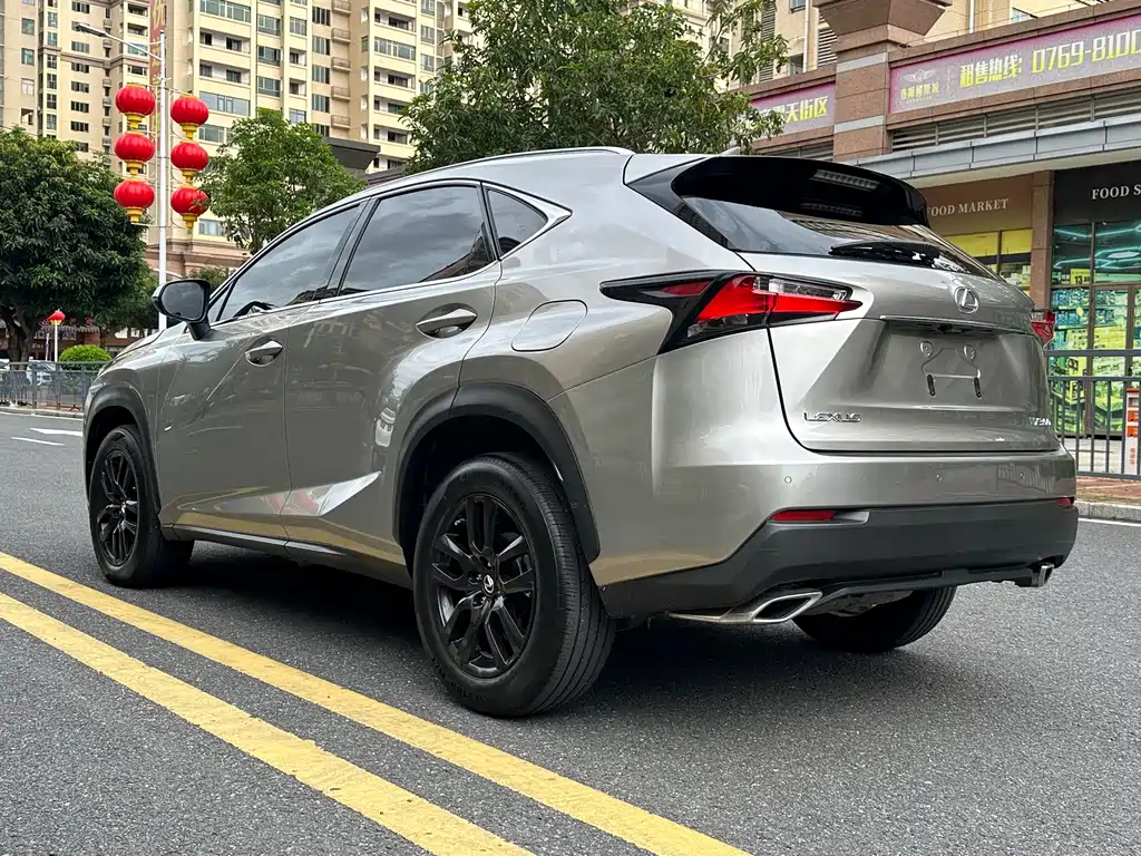 Lexus NX 2016 — фото 7