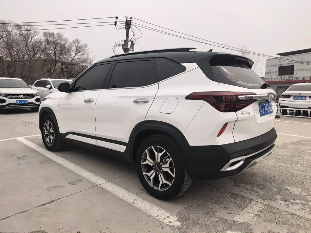 Kia KX3 2023 — фото 14