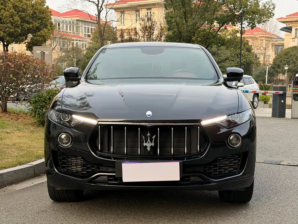 Maserati Levante 2016