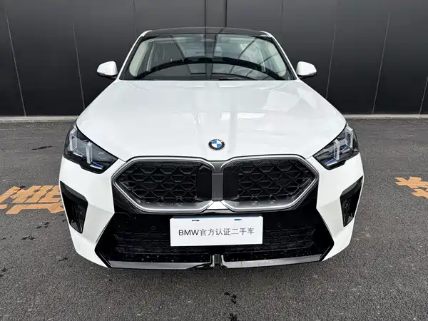 BMW X2 2025