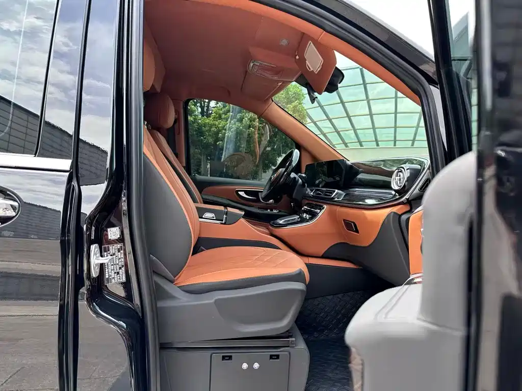 Mercedes-Benz Vito 2025 — фото 20