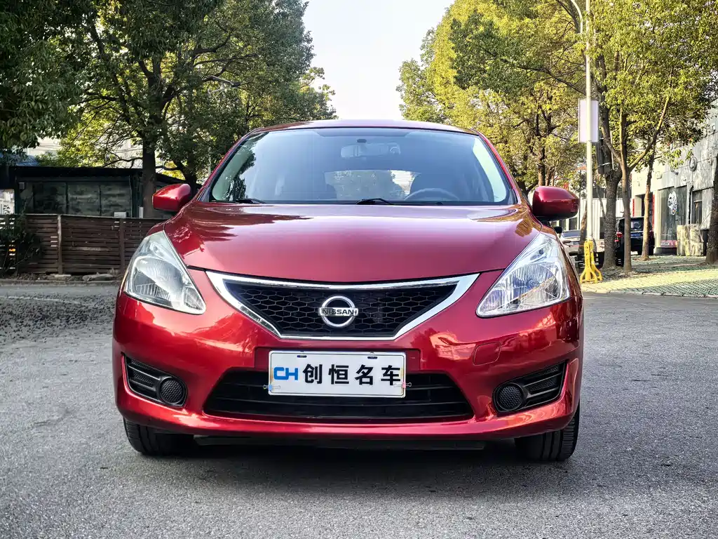Nissan Tiida 2016 — фото 2