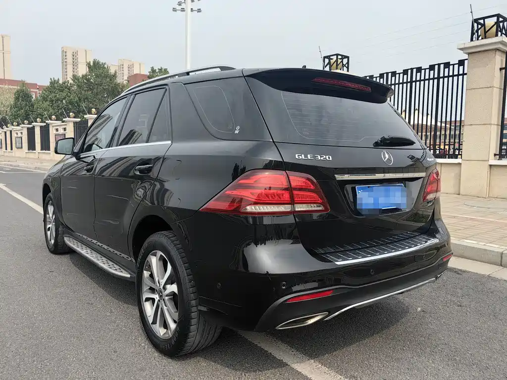 Mercedes-Benz GLE 2019 — фото 6
