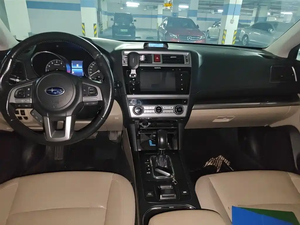 Subaru Outback 2015 — фото 13