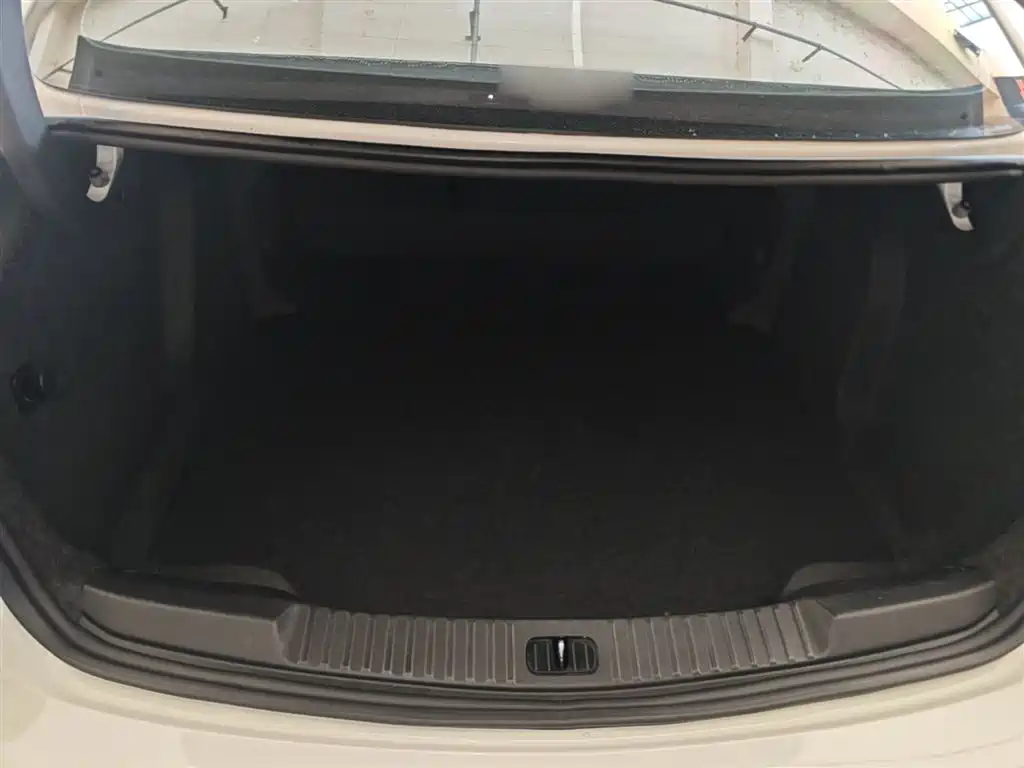 Buick Verano 2018 — фото 19