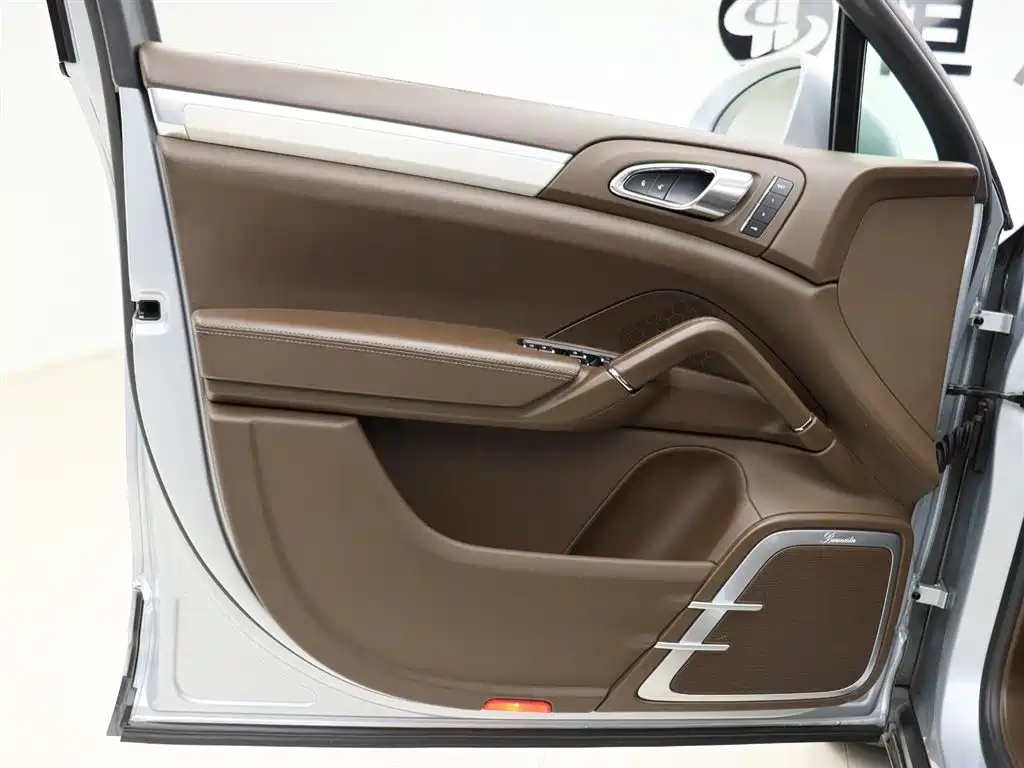 Porsche Cayenne 2015