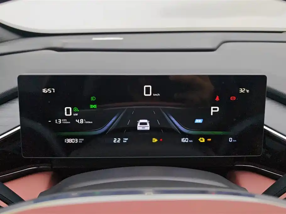Geely Galaxy L6 2025 — фото 14