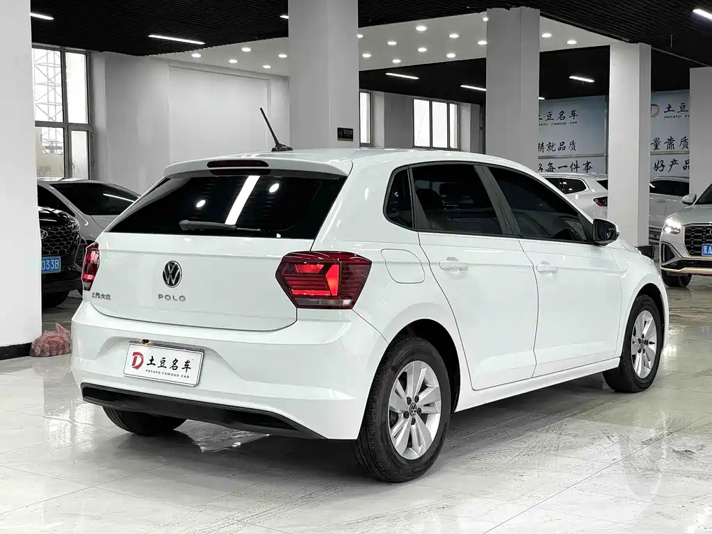 Volkswagen Polo 2023 — фото 6