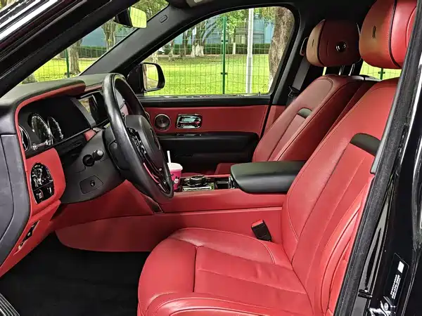 Rolls-Royce Cullinan 2020