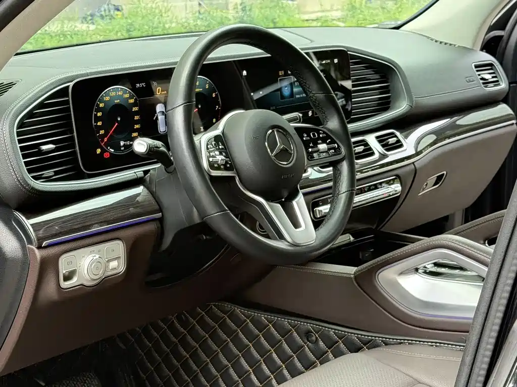 Mercedes-Benz GLE 2023 — фото 4