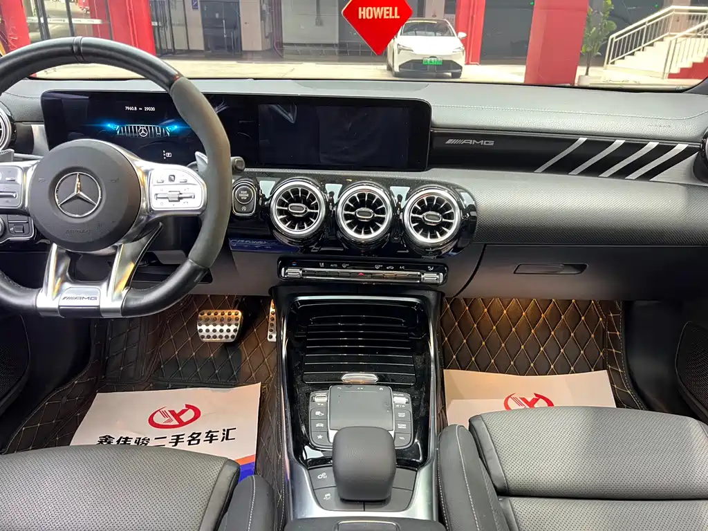 Mercedes-Benz CLA AMG 2023 — фото 10