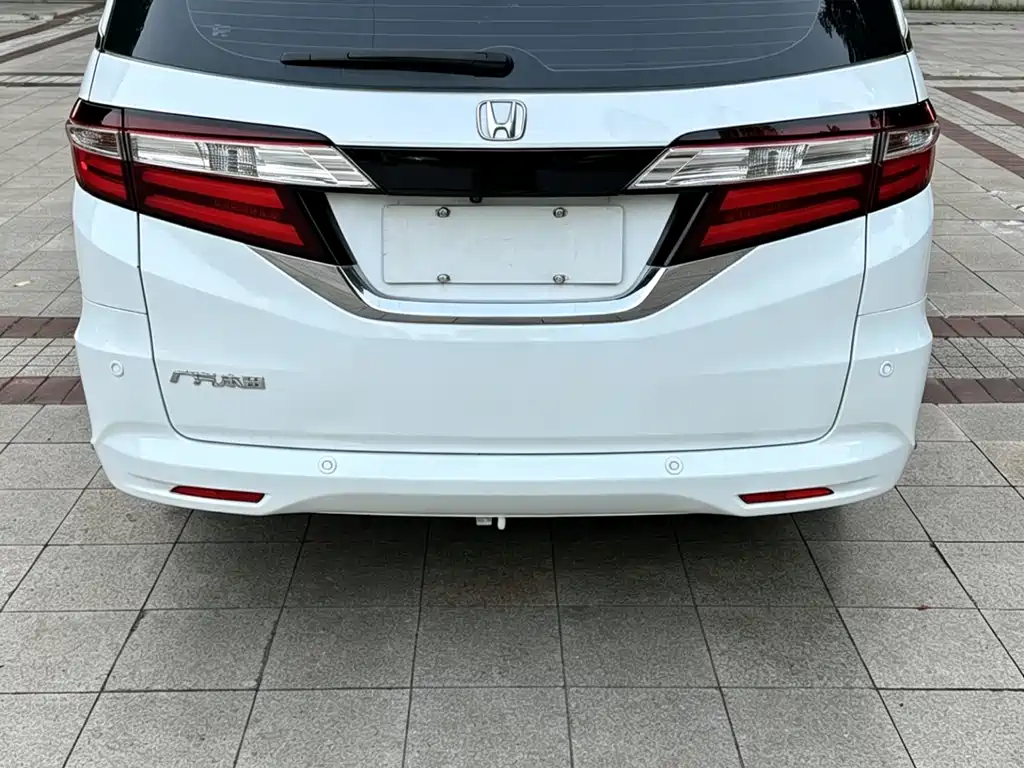 Honda Odyssey 2016 — фото 5