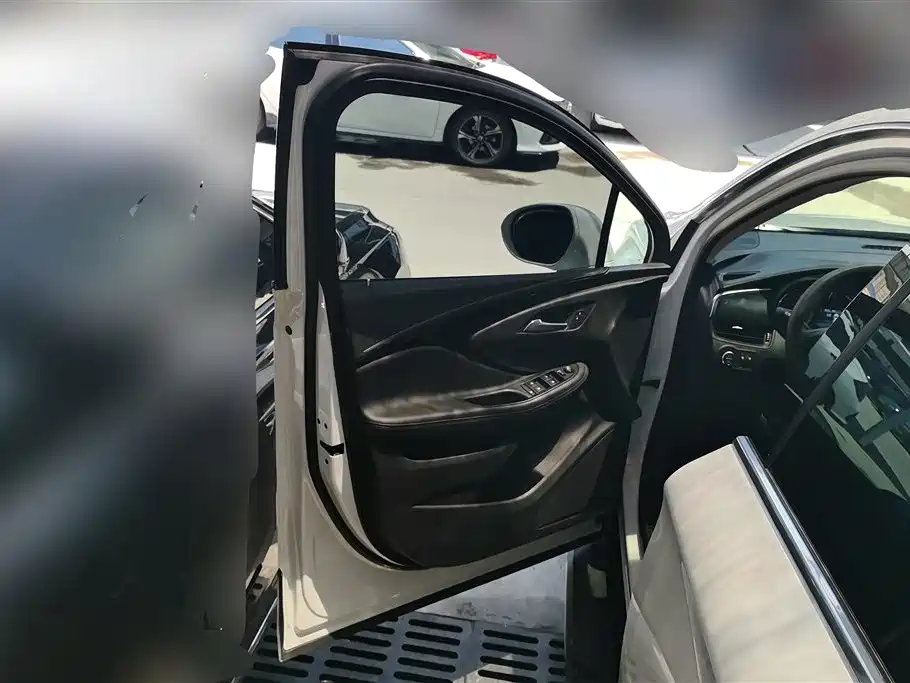 Buick Envision Plus 2016 — фото 7