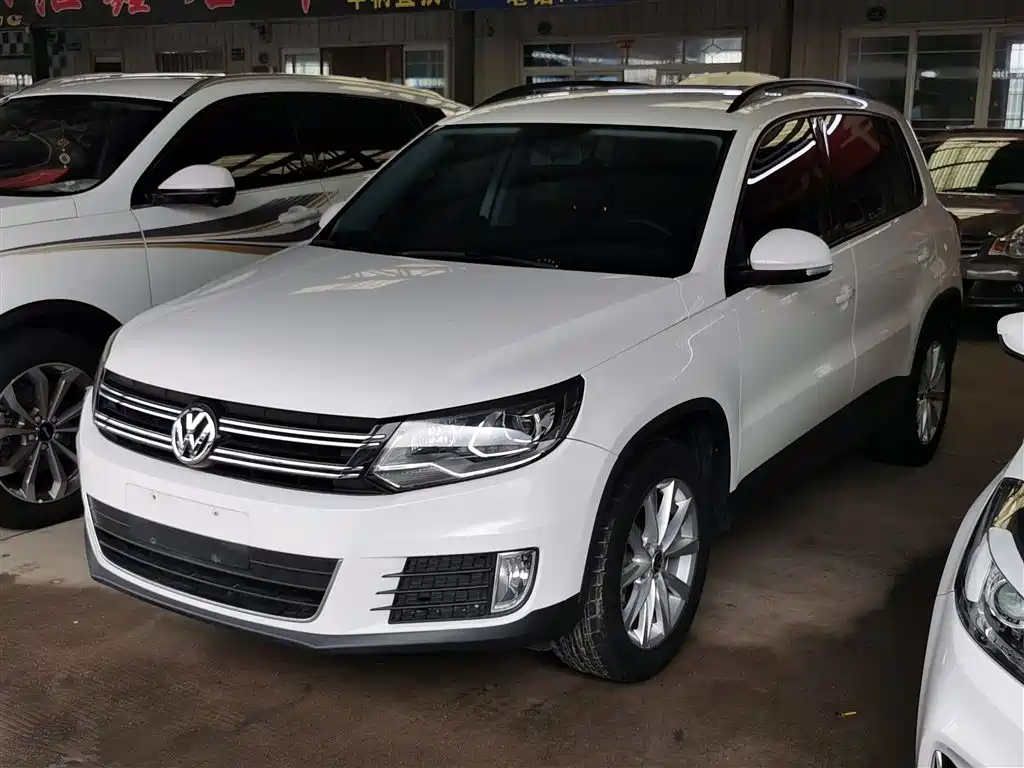 Volkswagen Tiguan 2015 — фото 2
