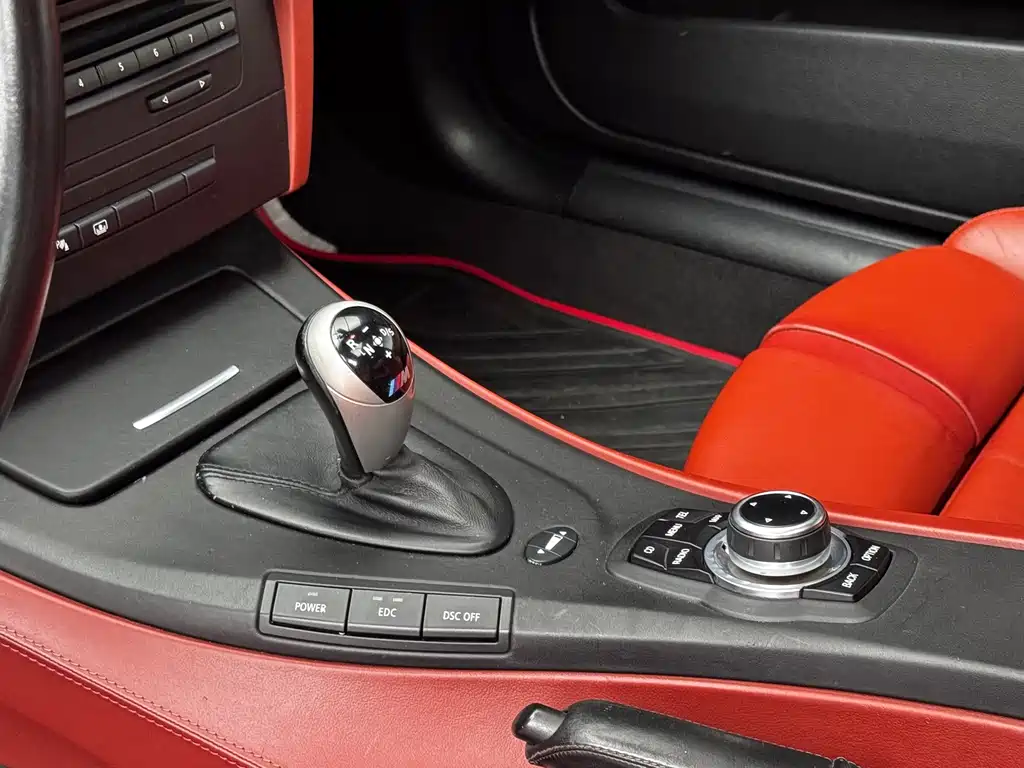 BMW M3 2011 — фото 13