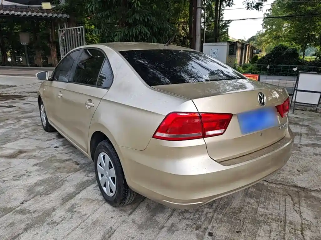 Volkswagen Santana 2015