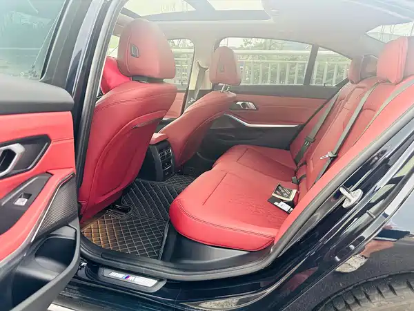 BMW 3 Series 2024