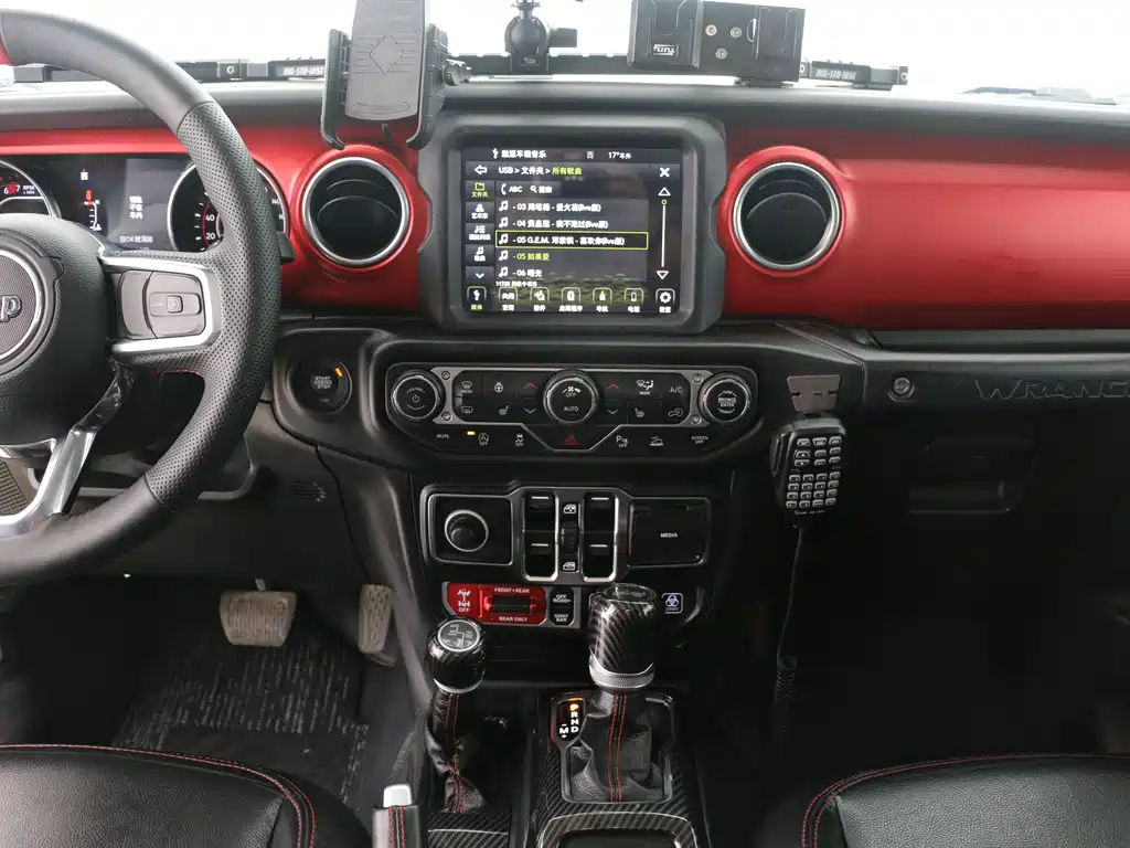 Jeep Wrangler 2022 — фото 10