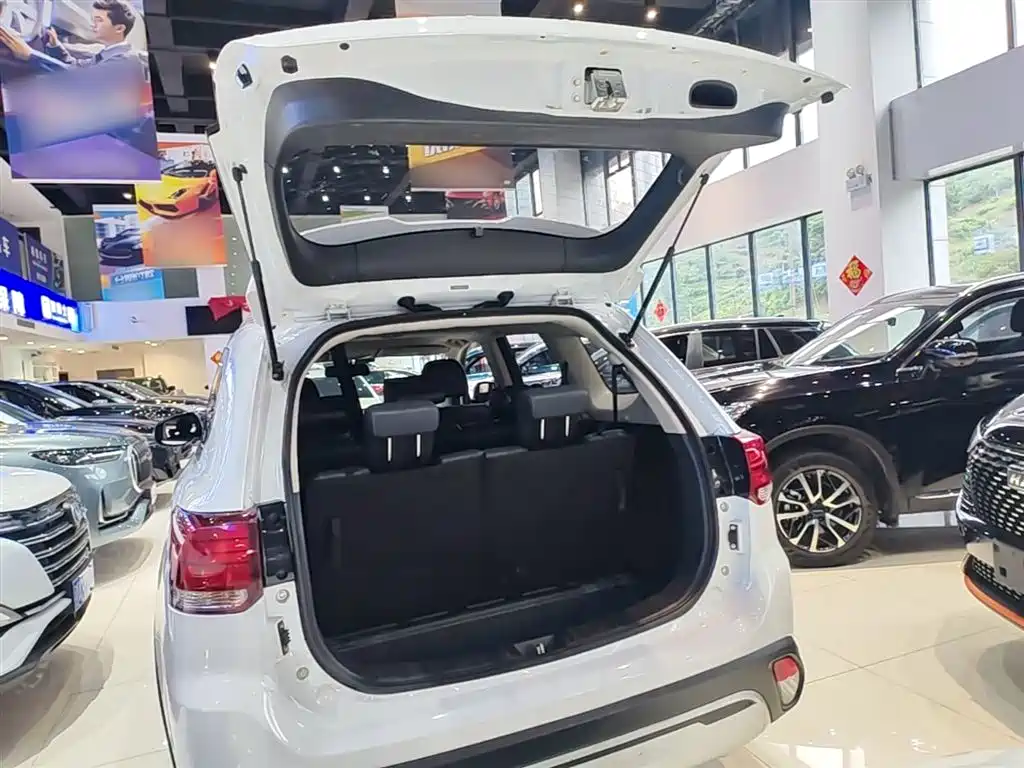 Mitsubishi Outlander 2020 — фото 19