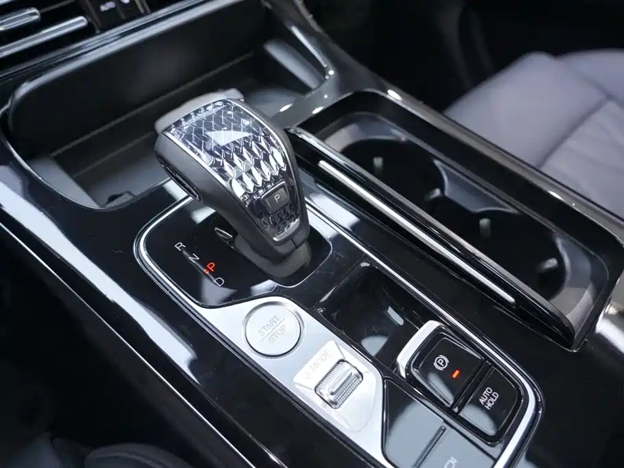GAC Motor Trumpchi M8 2025 — фото 15