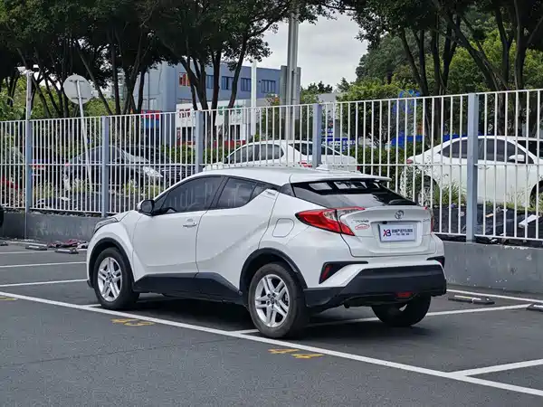 Toyota C-HR 2021