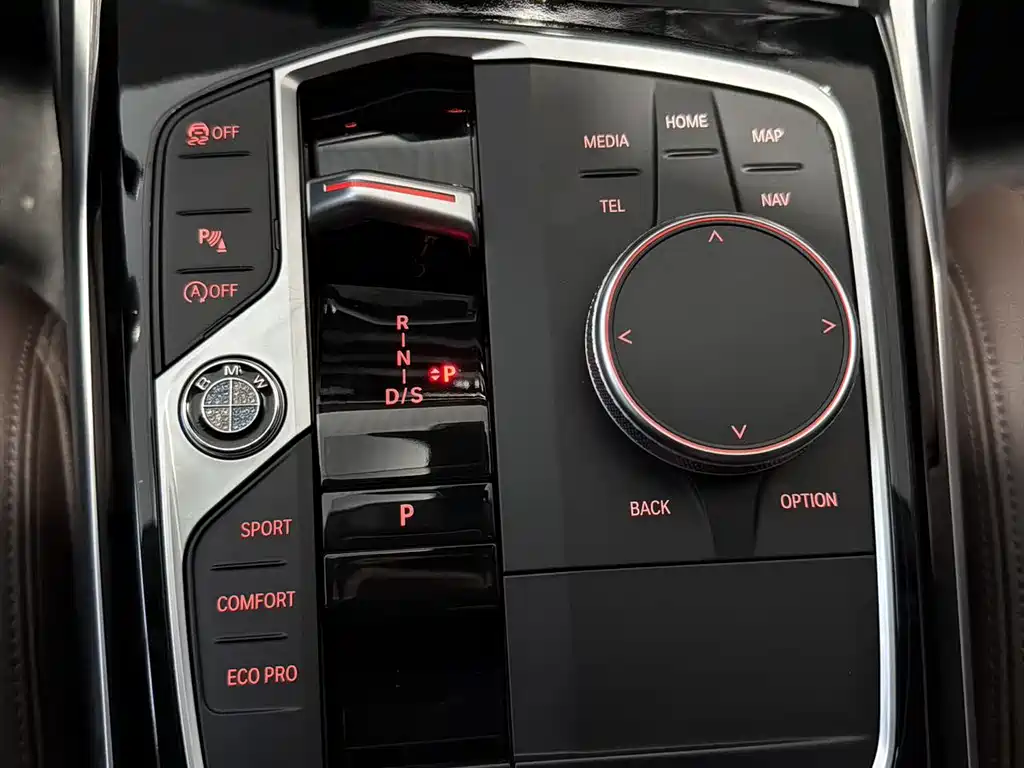 BMW 3 Series 2023 — фото 14