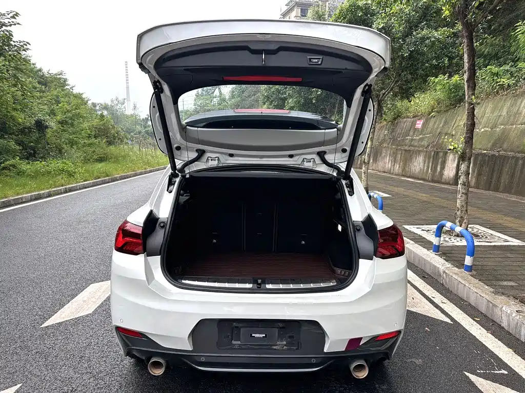 BMW X2 2022 — фото 13