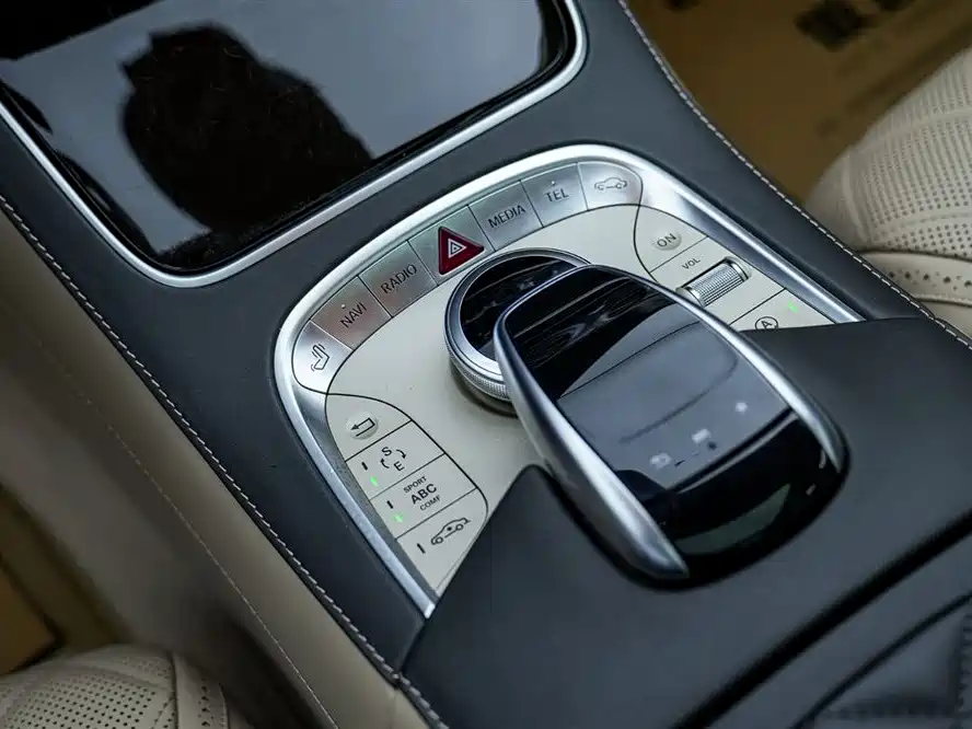 Mercedes-Benz S-Class 2017 — фото 18