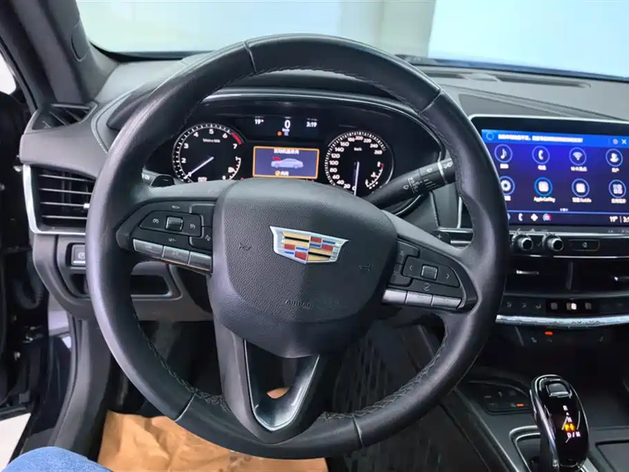 Cadillac CT5 2021 — фото 15