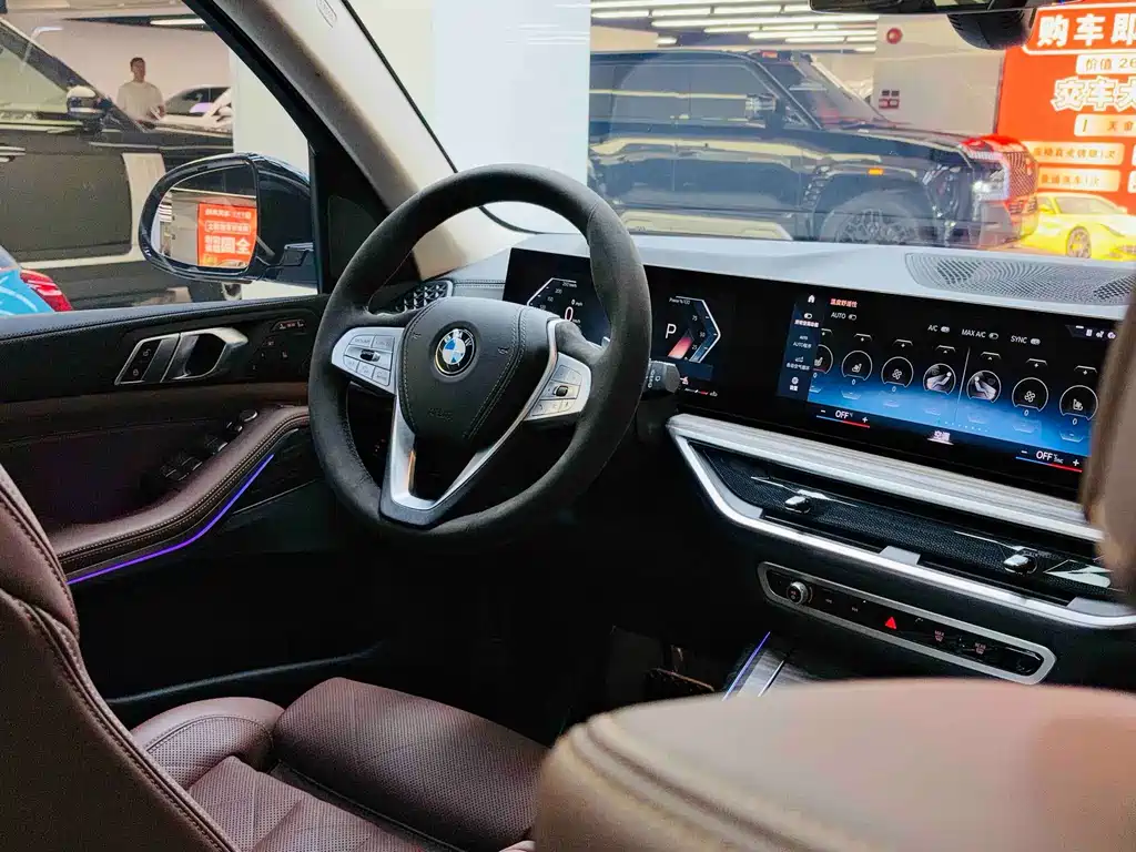 BMW X7 2022 — фото 21