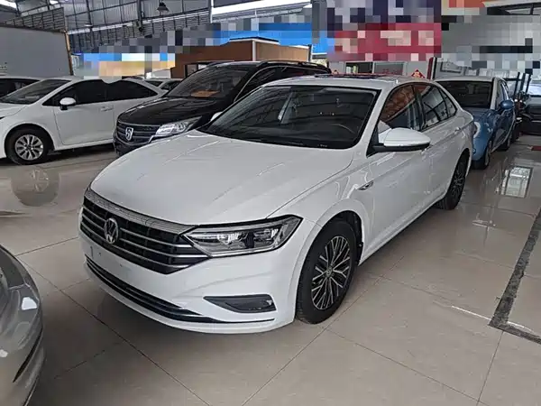 Volkswagen Sagitar 2020