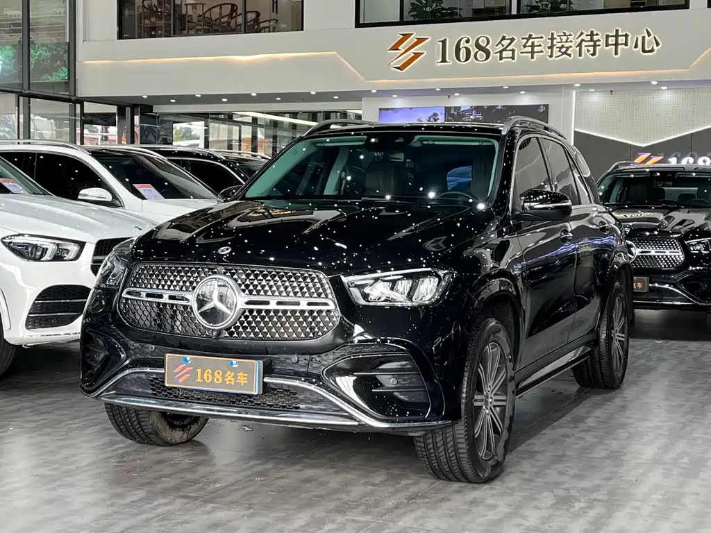 Mercedes-Benz GLE 2024 — фото 1