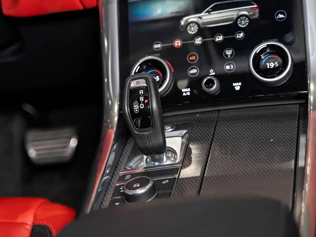 Land Rover Range Rover Sport 2019 — фото 18