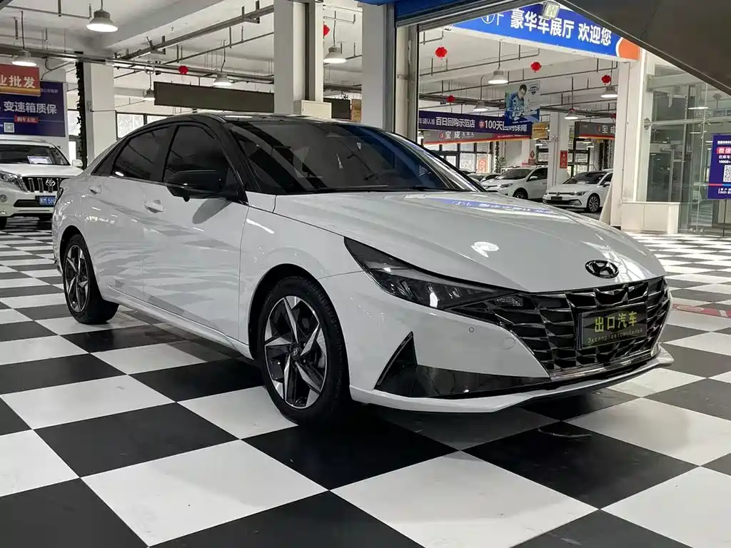 Hyundai Elantra 2021