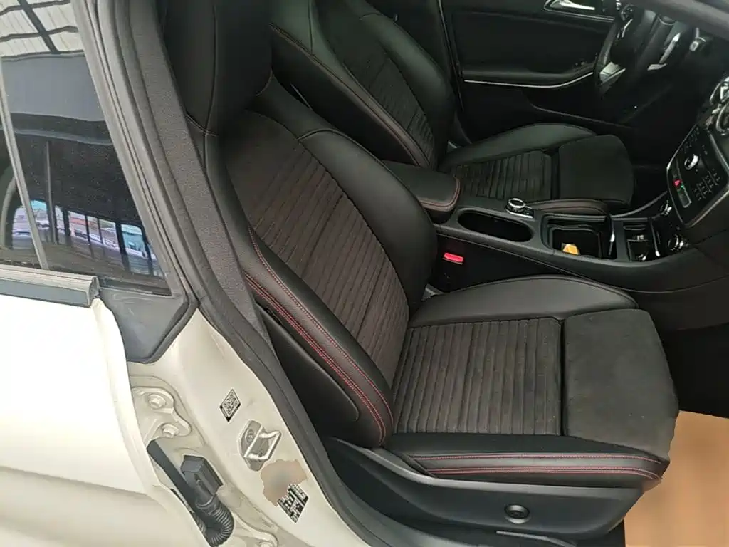 Mercedes-Benz CLA 2018 — фото 25