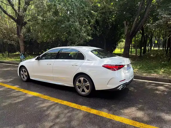 Mercedes-Benz C-Class 2022